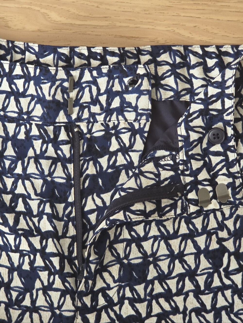NIC+ZOE Etched Angle Blue Patterned Wide-Leg Pants Size 6 - Picture 10 of 13